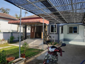 Karun House Chiang Mai, bungalow for 6 in a quiet neighborhood